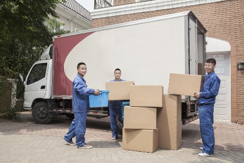 Person submitting a complaint about storage service issues